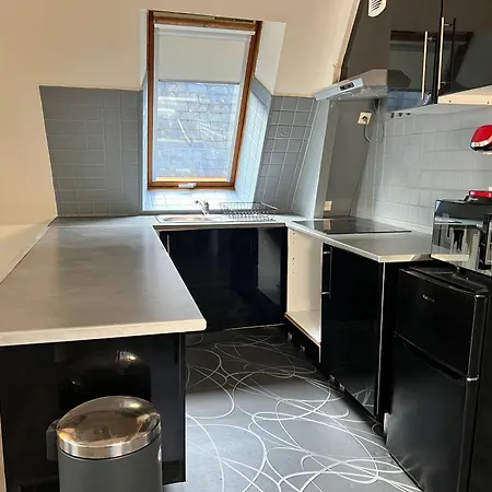 Le Heros - - Familial - Spacieux - Parking Public Proche アパート